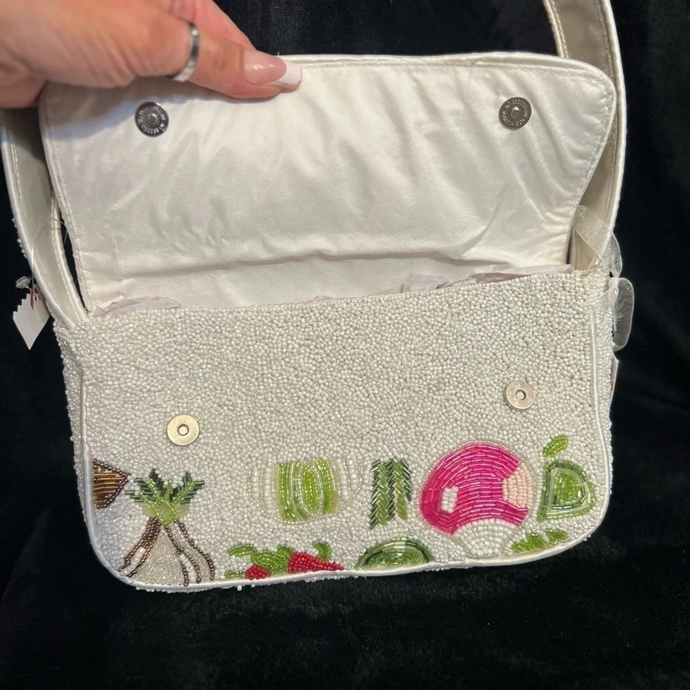 💚❤️Viral tik tok Made in India Tropical beaded shoulder bag-NWT❤️💚